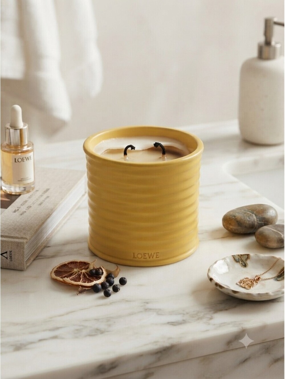 Loewe Honeysuckle Medium Candle (Used/Pre-owned)
